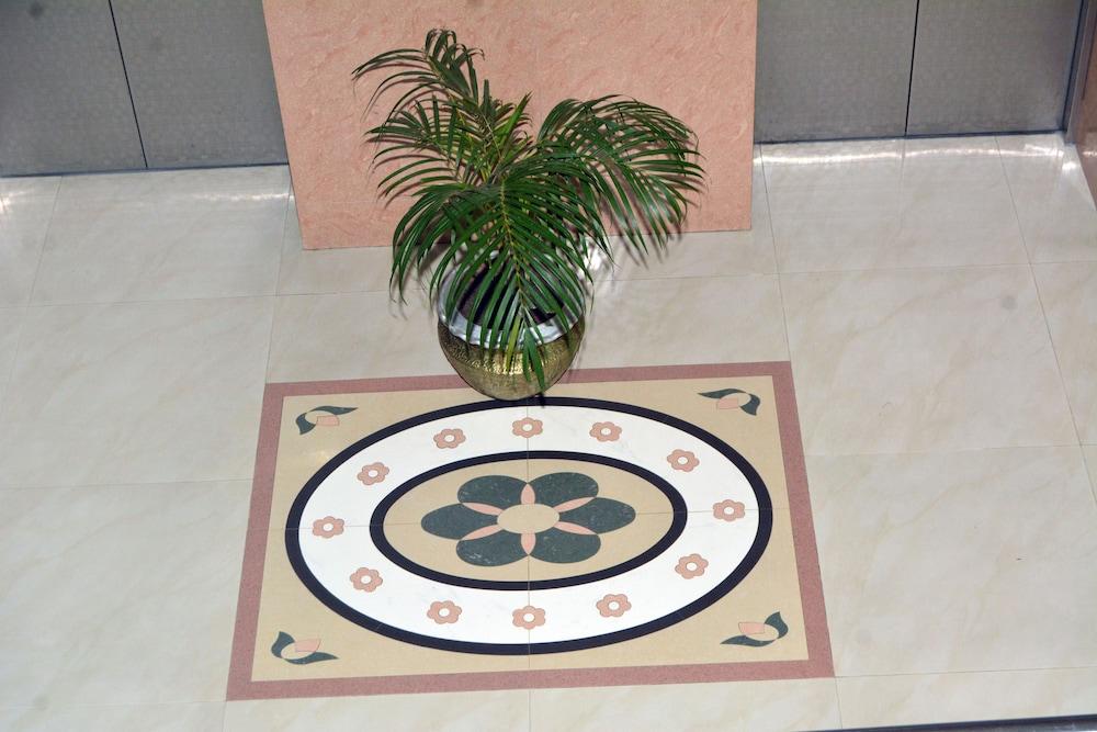 Hotel Metro International Σιλέτ Εξωτερικό φωτογραφία