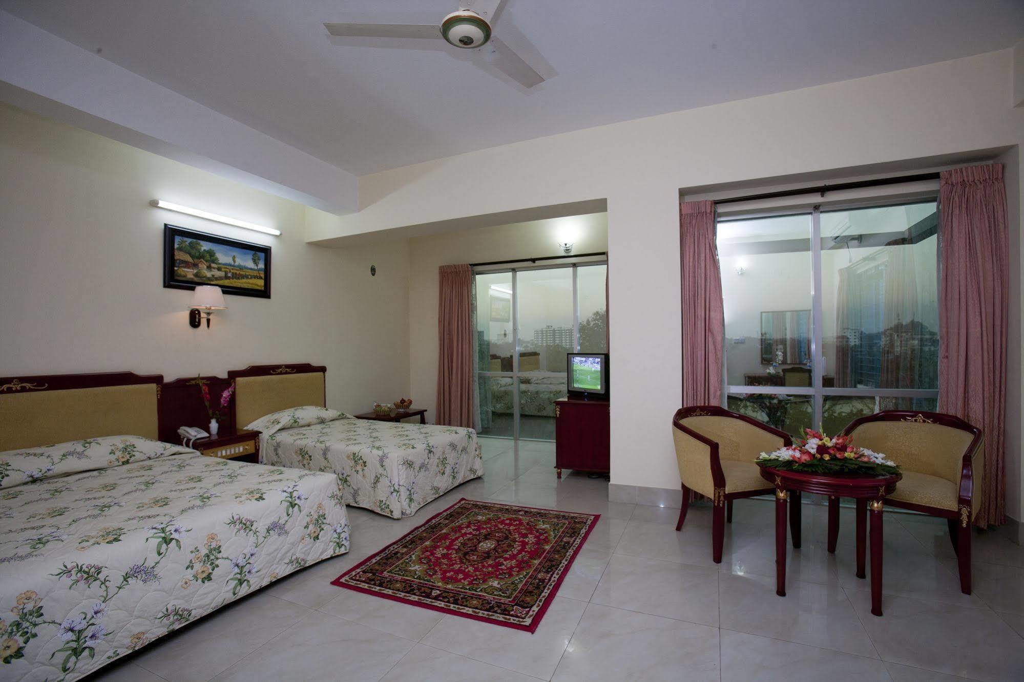 Hotel Metro International Σιλέτ Εξωτερικό φωτογραφία